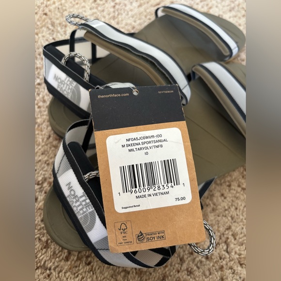 NWT The North Face Men's Skeena Sport Sandals in Olive, Size 10 - Picture 5 of 9